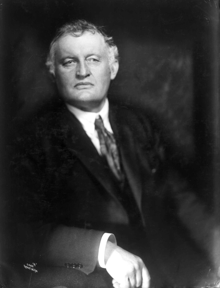 Anders Beer Wilse, Kunstneren og maleren Edvard Munch fotografert av Anders Beer Wilse i 1921.