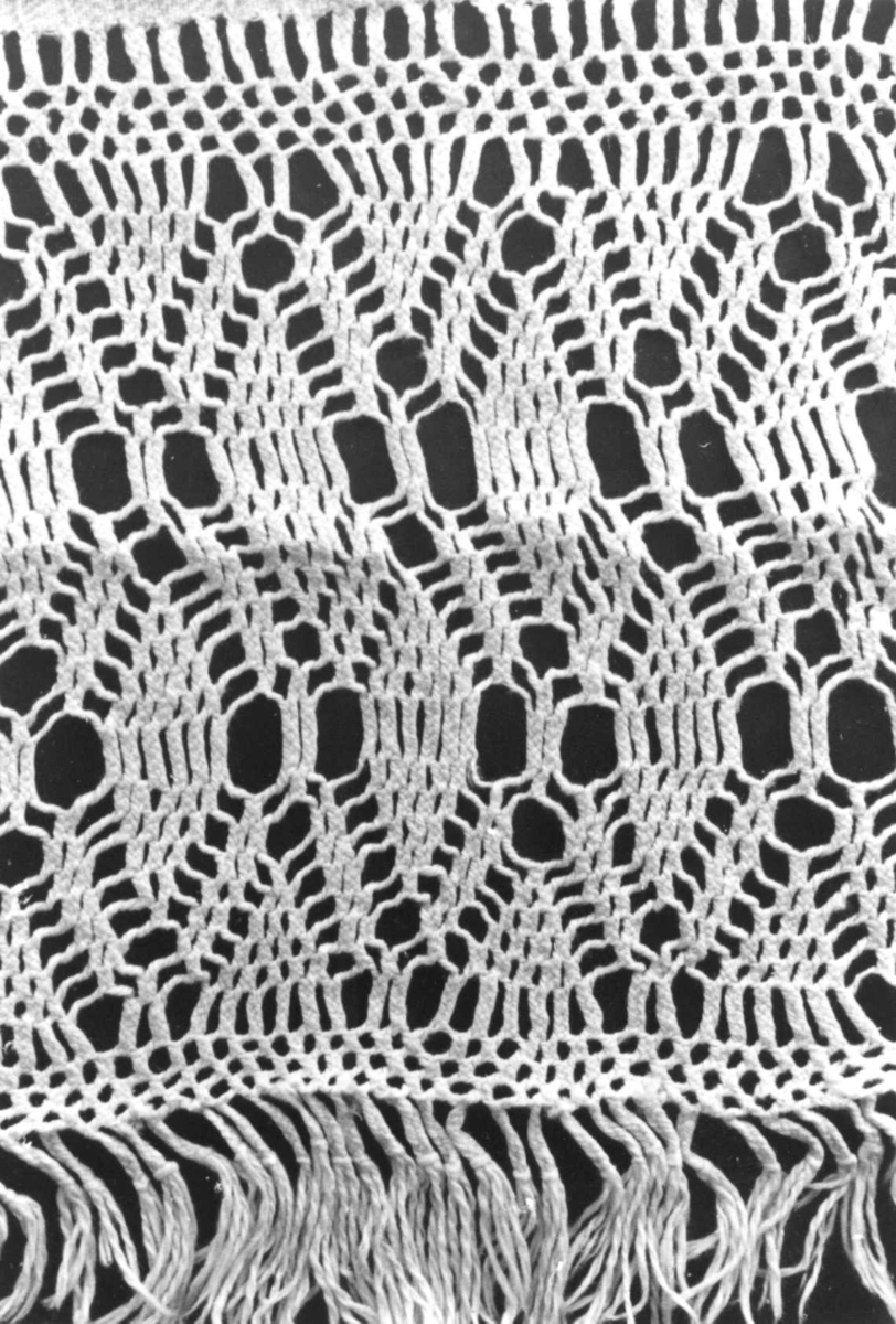 Anna Grostøl, Detalj av firfletting. Fjotland, Kvinesdal, Vest-Agder 1938.