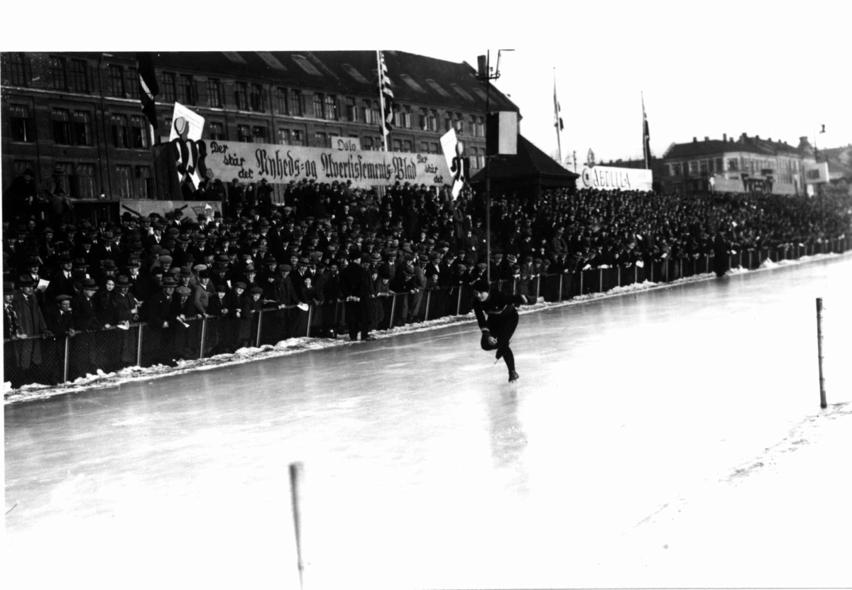 Hermann Christian Neupert, Skøyteløp, Oslo. 25. og 26. februar 1934.