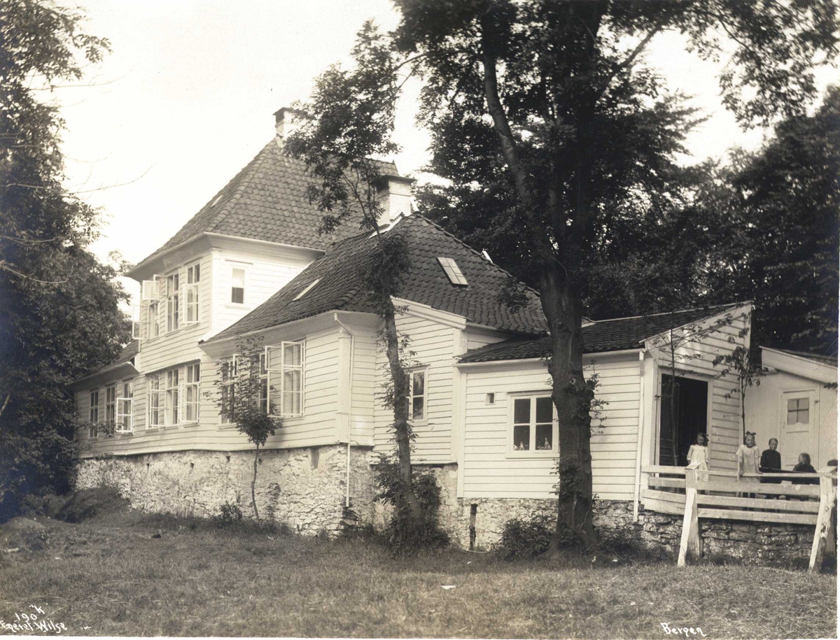 Anders Beer Wilse, Fastings Minde, Bergen, Hordaland. Fotografert 1912.