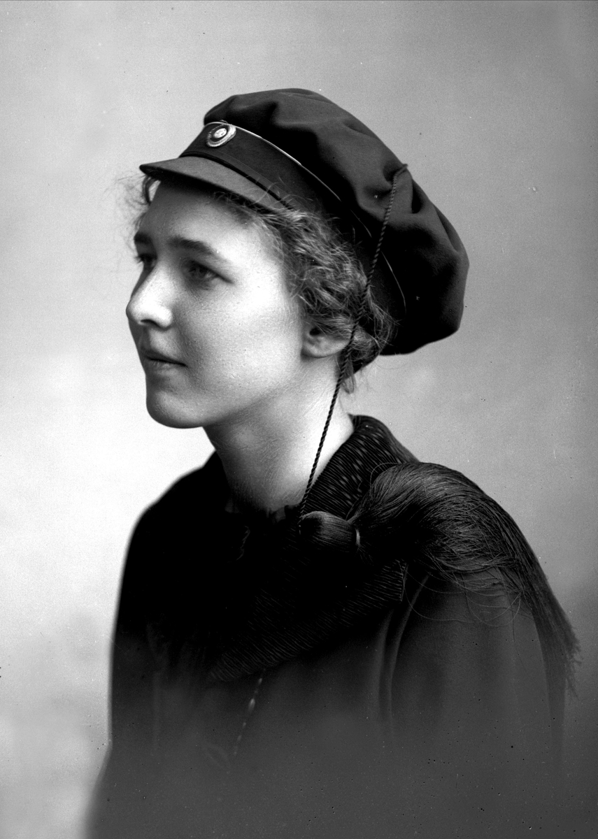 Gustav Borgen, Portrett, student Marie Hendriksen.