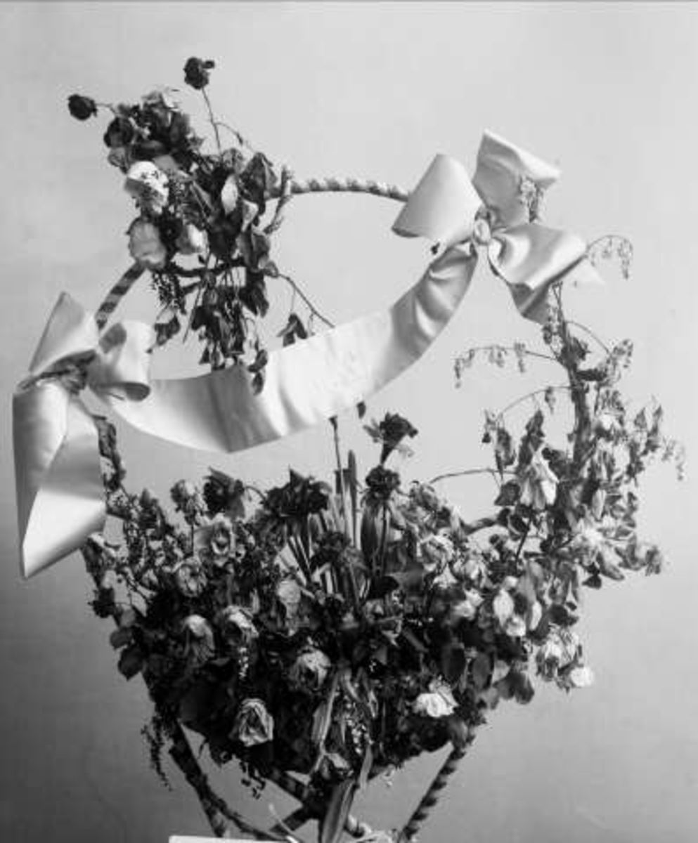 Gustav Borgen, Emil Mathiesens blomsterkurv.