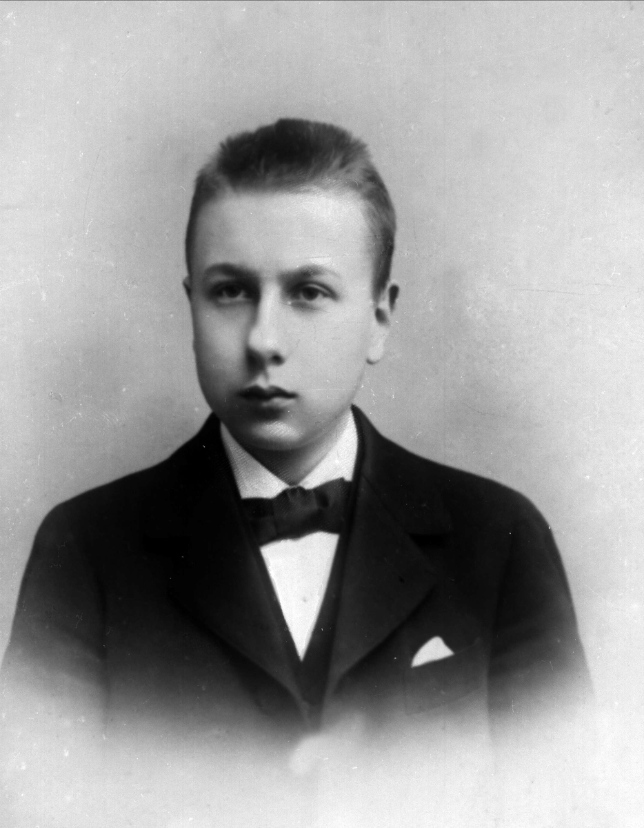 Gustav Borgen, NFB.01988