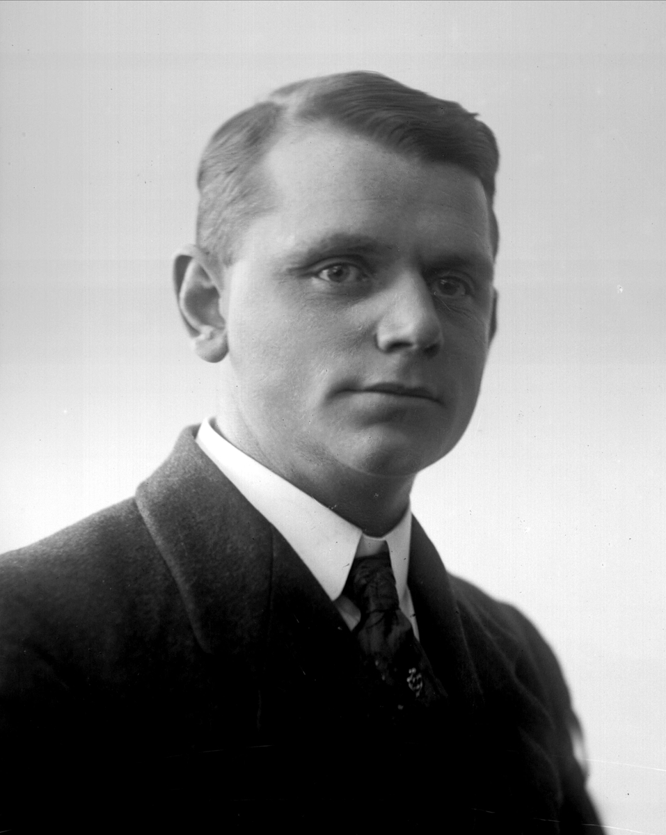Gustav Borgen, NFB.02036
