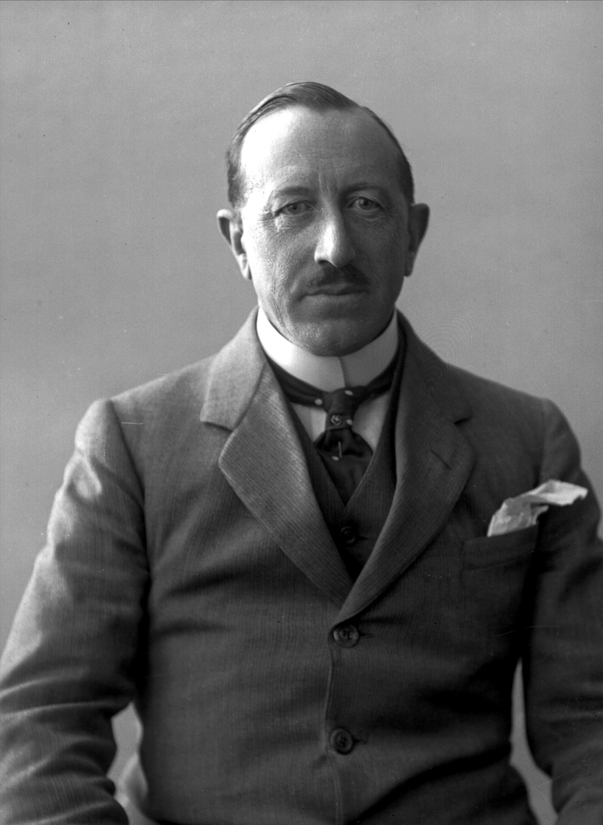 Gustav Borgen, NFB.02084