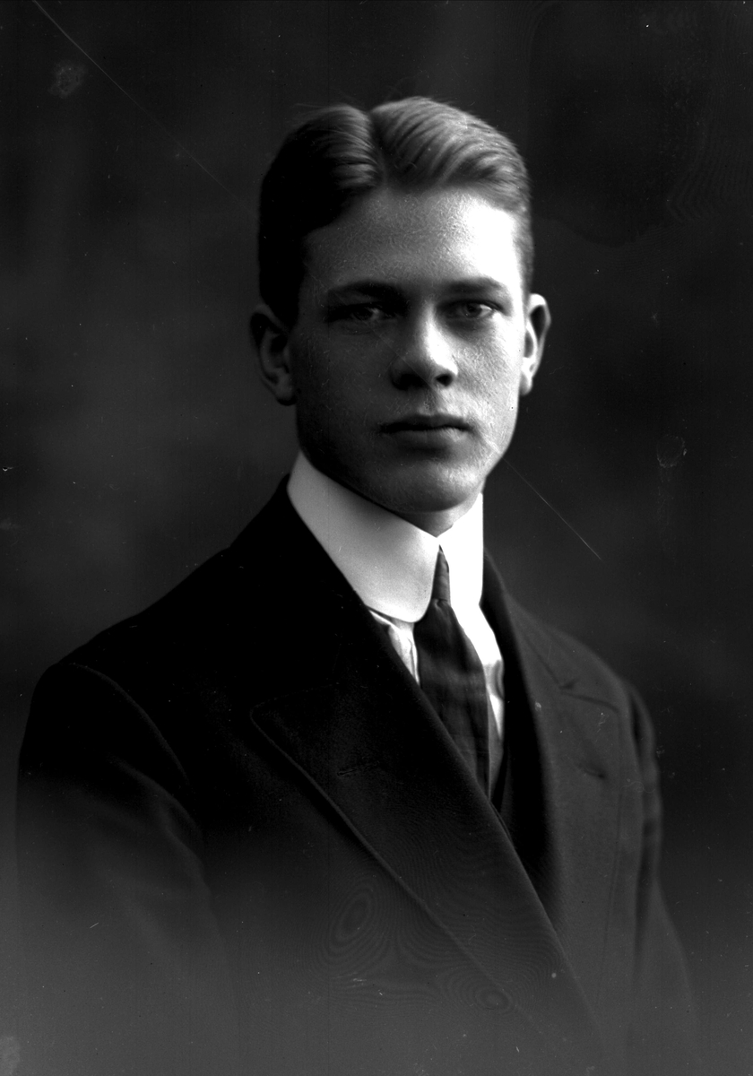 Gustav Borgen, NFB.02557