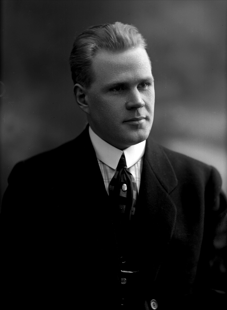 Gustav Borgen, NFB.02635