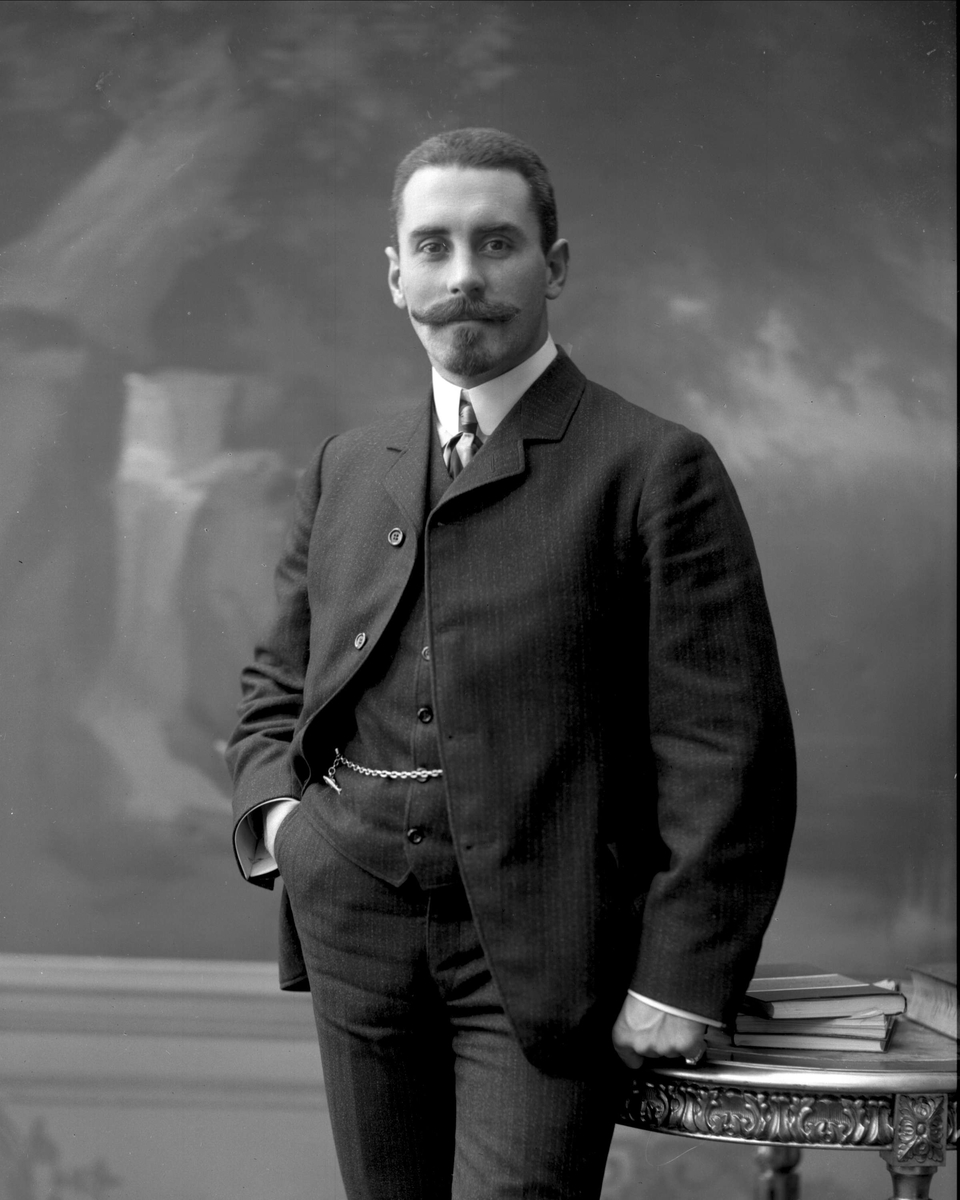 Gustav Borgen, NFB.03382