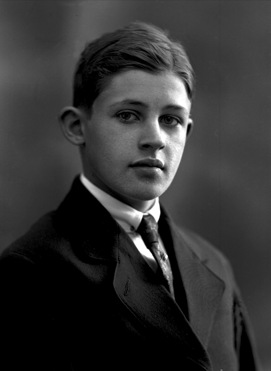 Gustav Borgen, NFB.03979