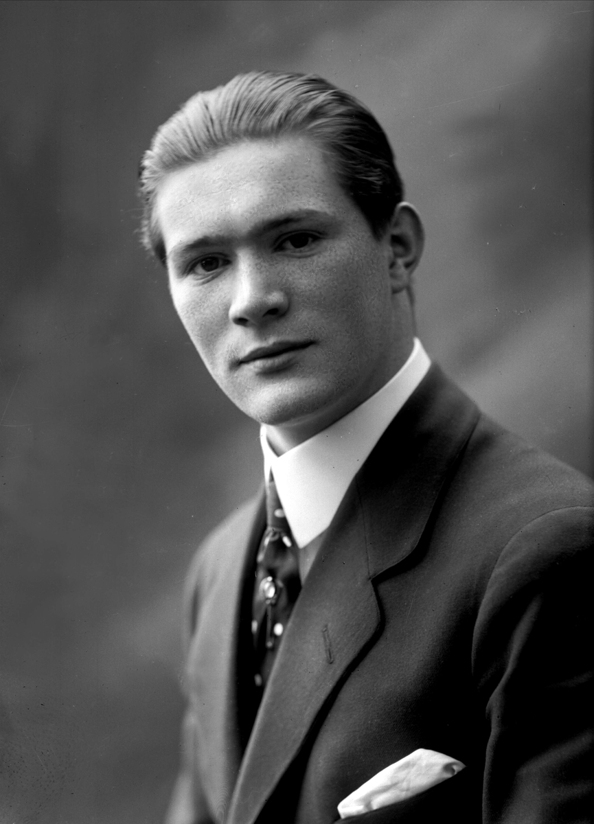 Gustav Borgen, NFB.04184