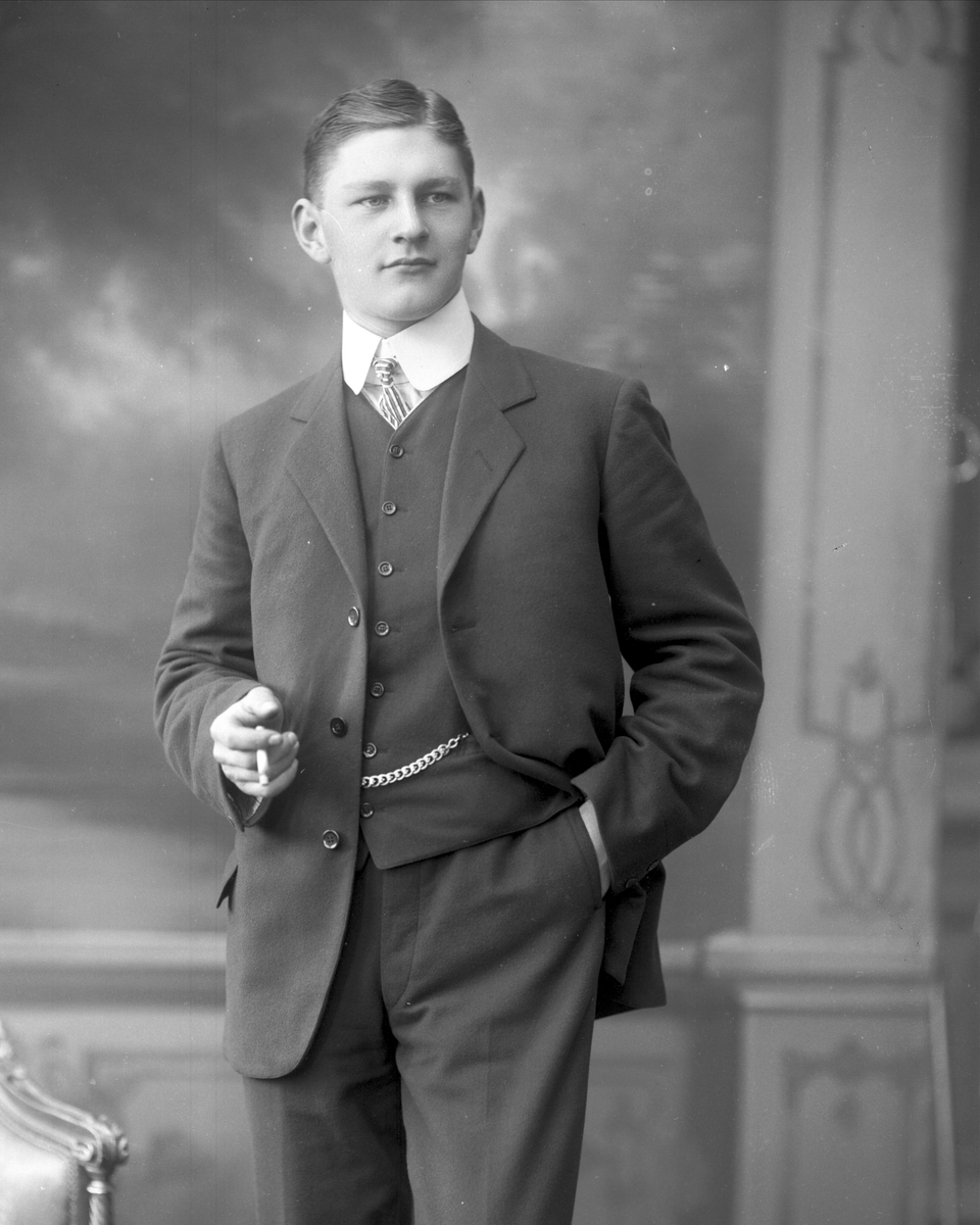 Gustav Borgen, NFB.04491