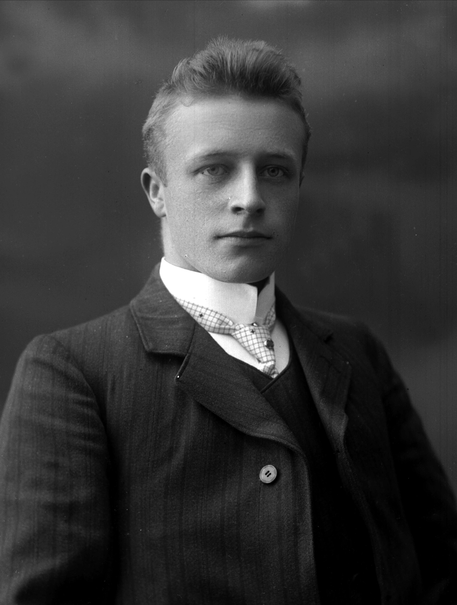 Gustav Borgen, NFB.04626