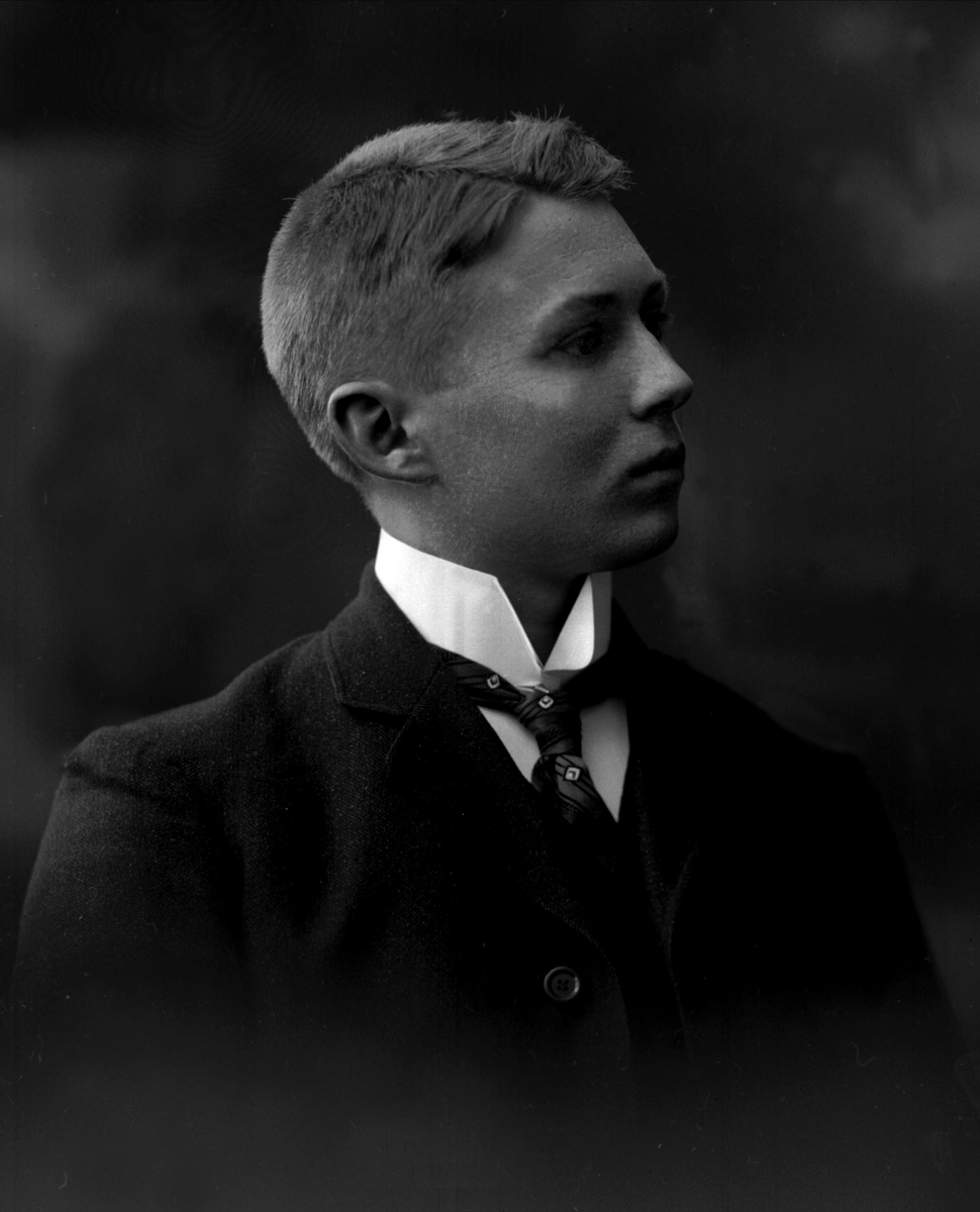 Gustav Borgen, NFB.04899