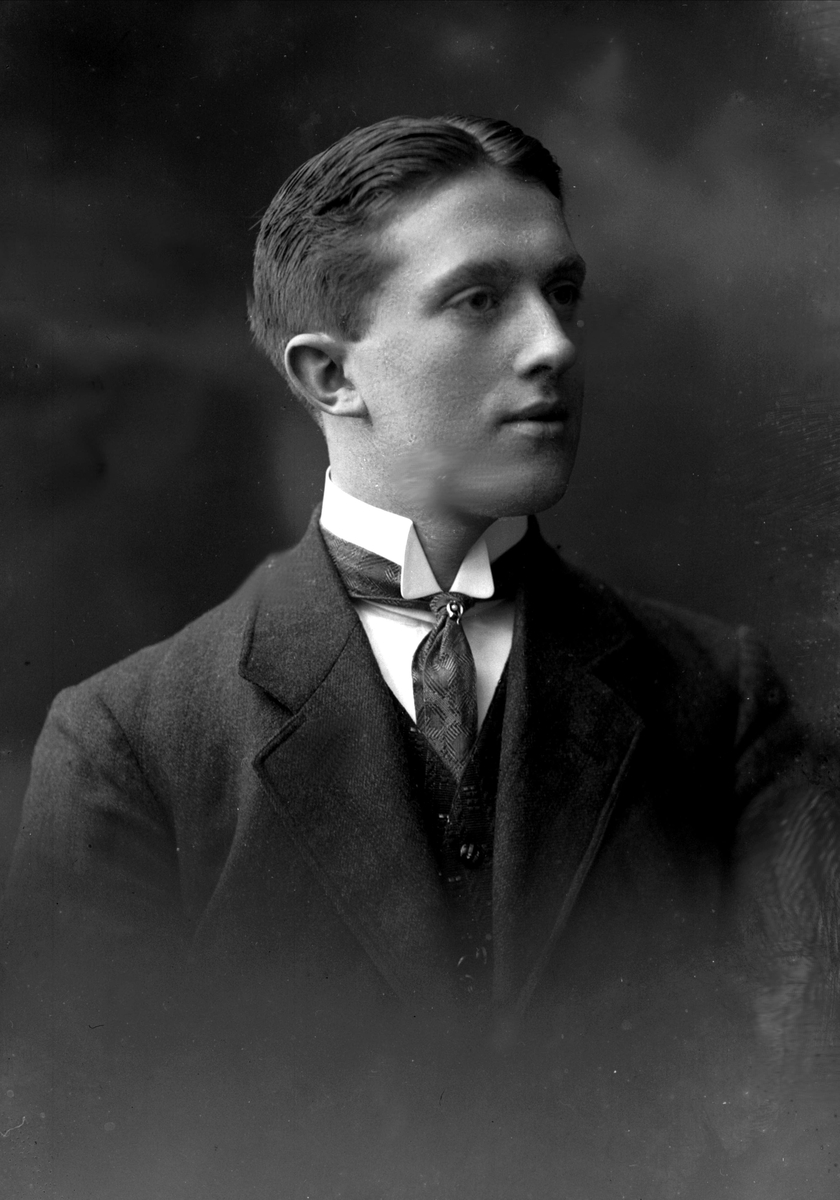 Gustav Borgen, NFB.04914