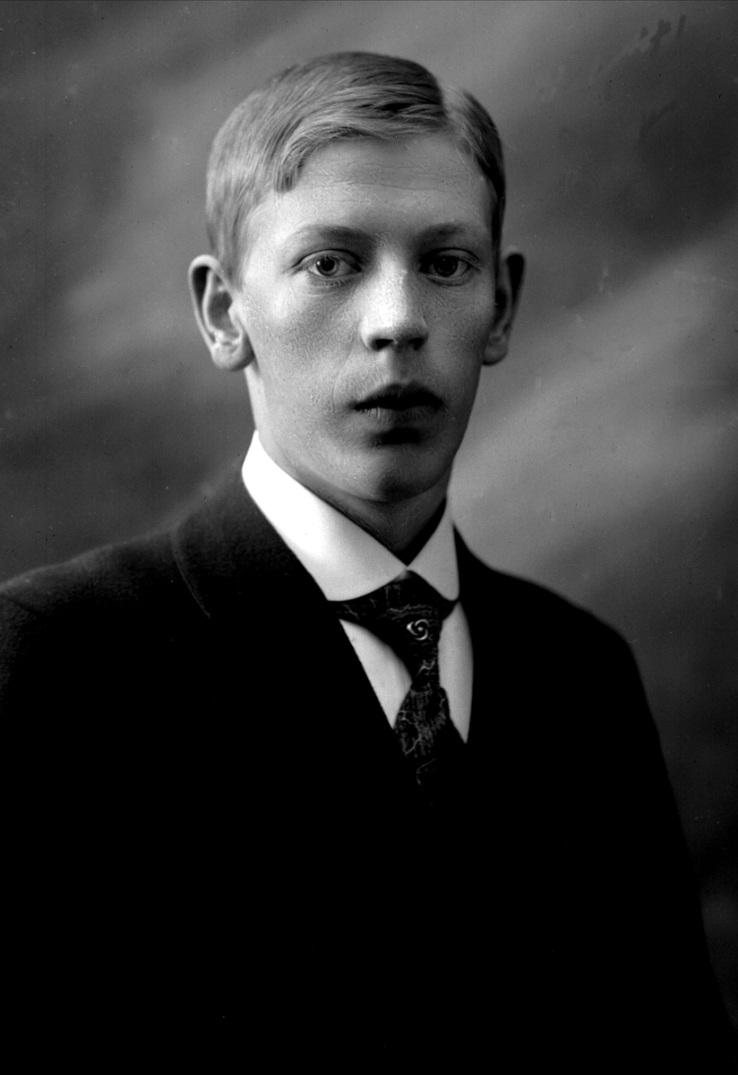 Gustav Borgen, NFB.05927
