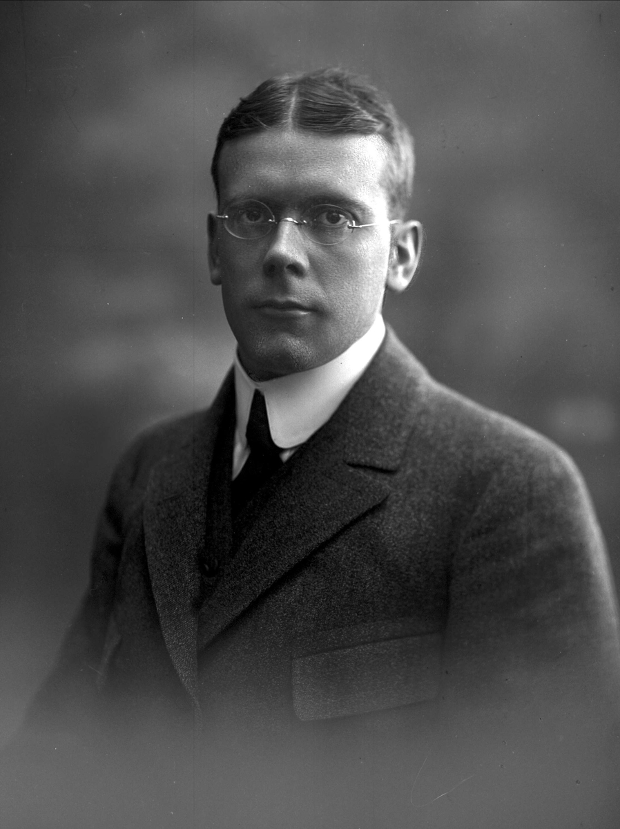 Gustav Borgen, NFB.13855
