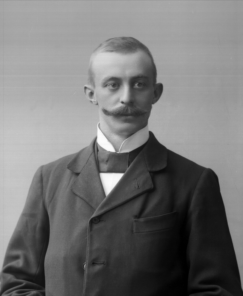 Gustav Borgen, NFB.17994