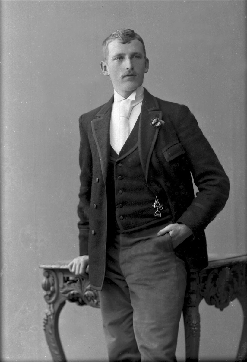 Gustav Borgen, NFB.22163
