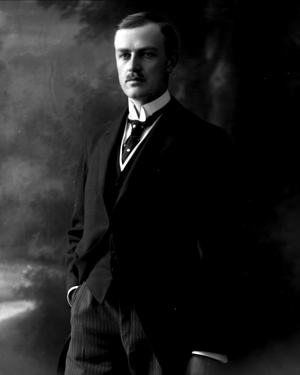 Gustav Borgen, NFB.24558