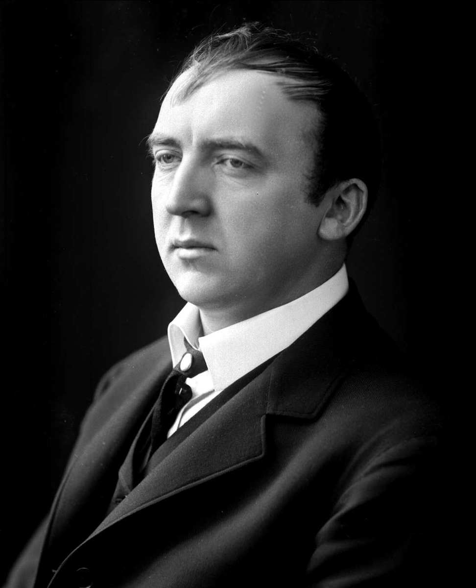 Gustav Borgen, Portrett, skuespiller Simondsen.