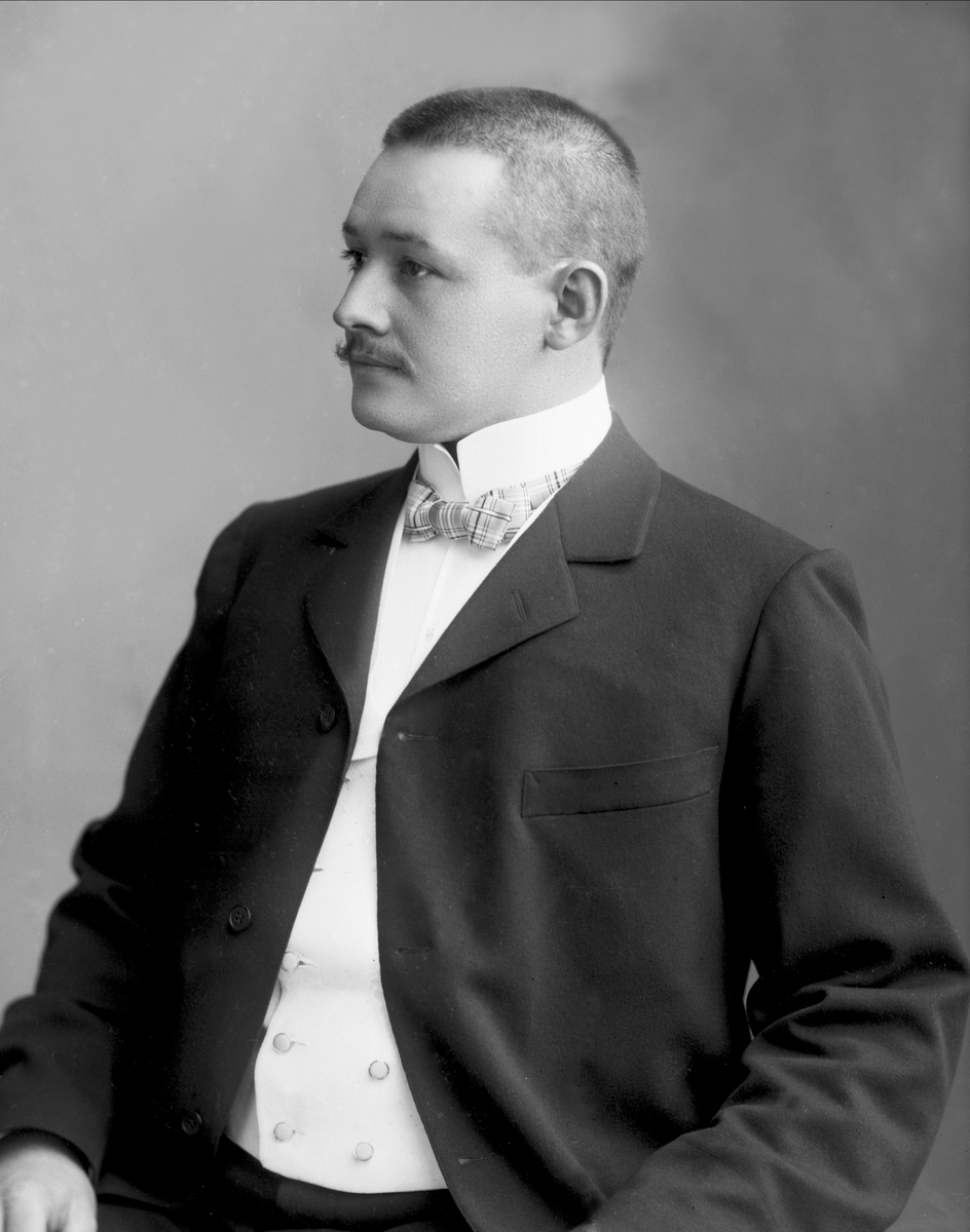Gustav Borgen, NFB.25750