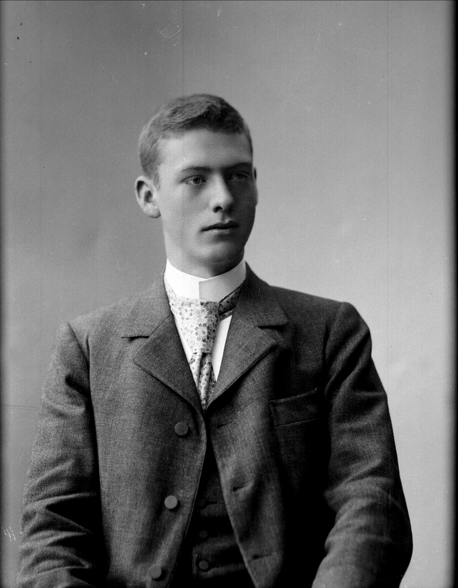 Gustav Borgen, NFB.26457