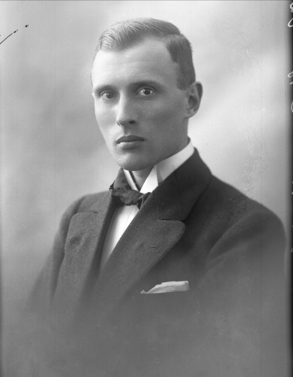 Gustav Borgen, NFB.26479