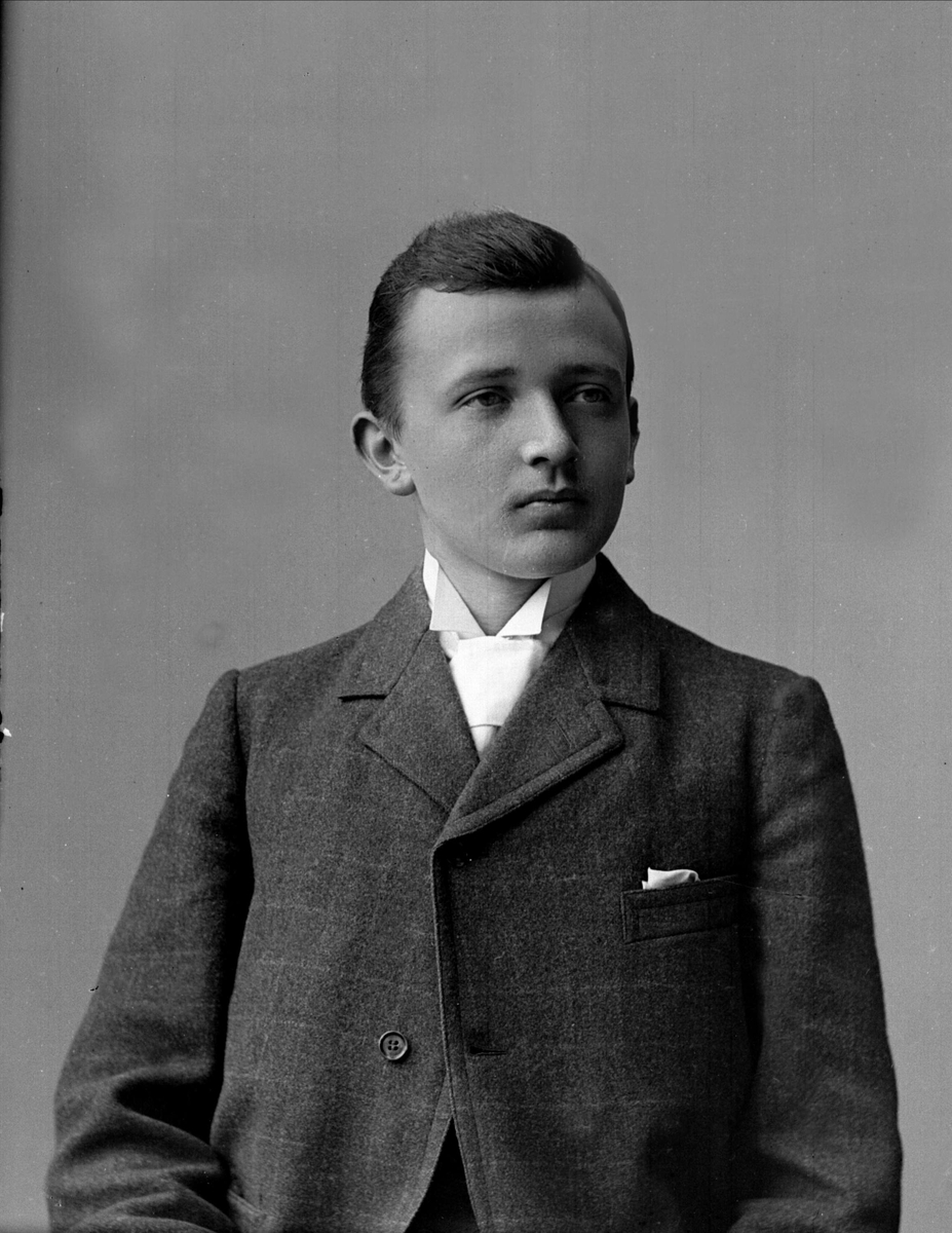 Gustav Borgen, NFB.27757