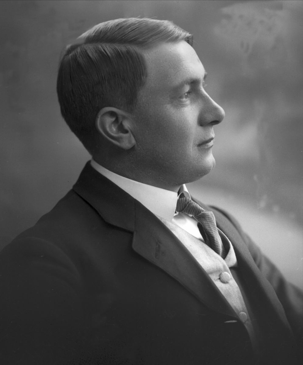 Gustav Borgen, NFB.28074