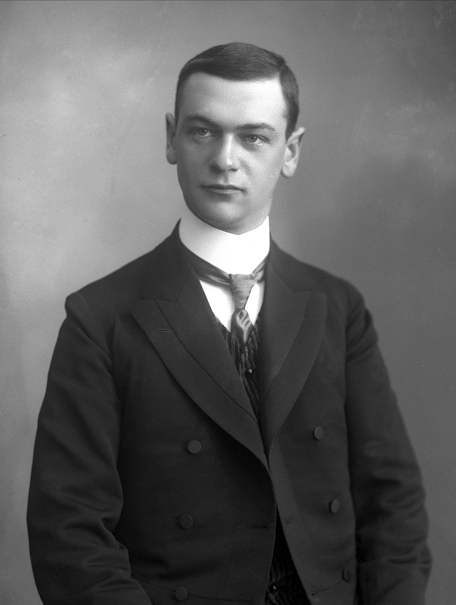 Gustav Borgen, NFB.32845