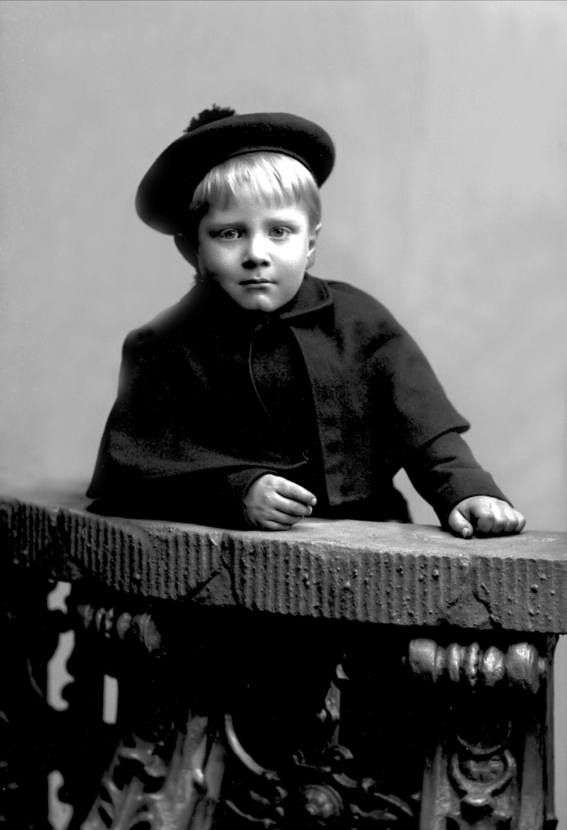 Gustav Borgen, NFB.34474