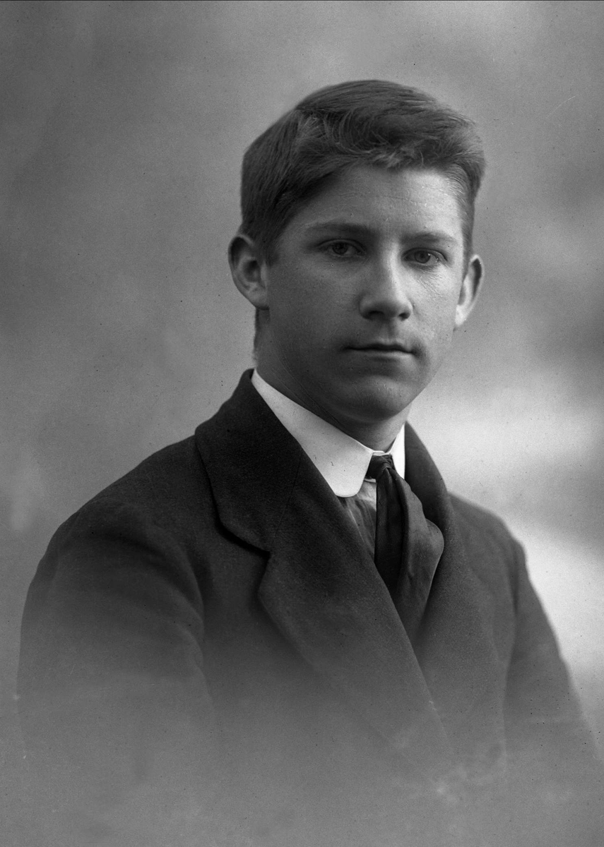 Gustav Borgen, NFB.35035