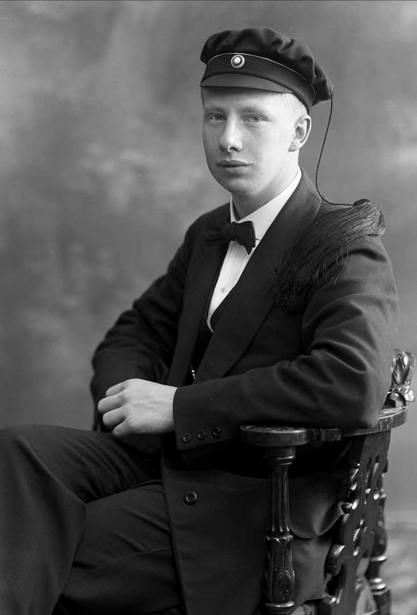 Gustav Borgen, Portrett, student Victor Aas.