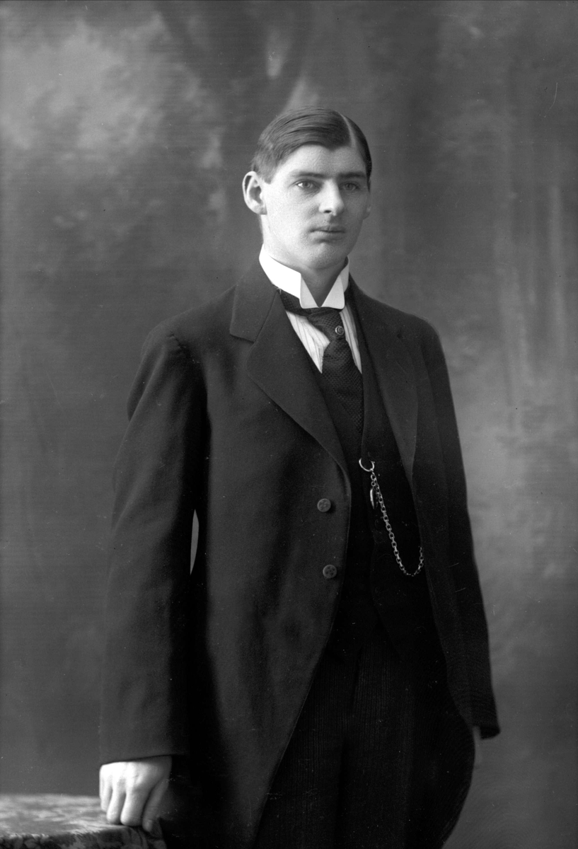 Gustav Borgen, NFB.36729