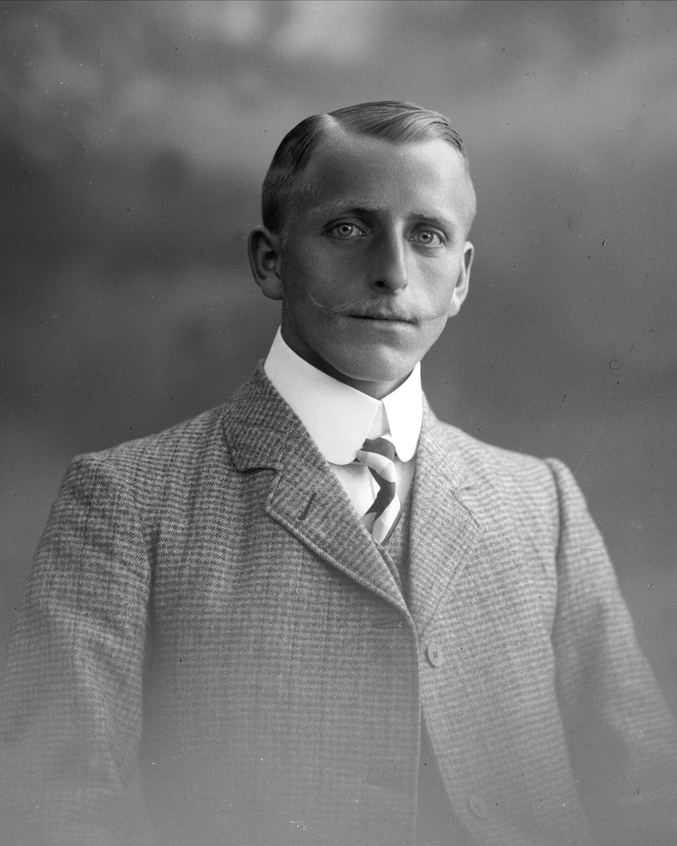 Gustav Borgen, NFB.36874