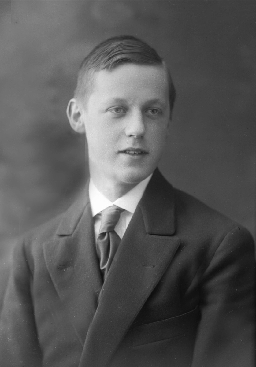 Gustav Borgen, NFB.36983