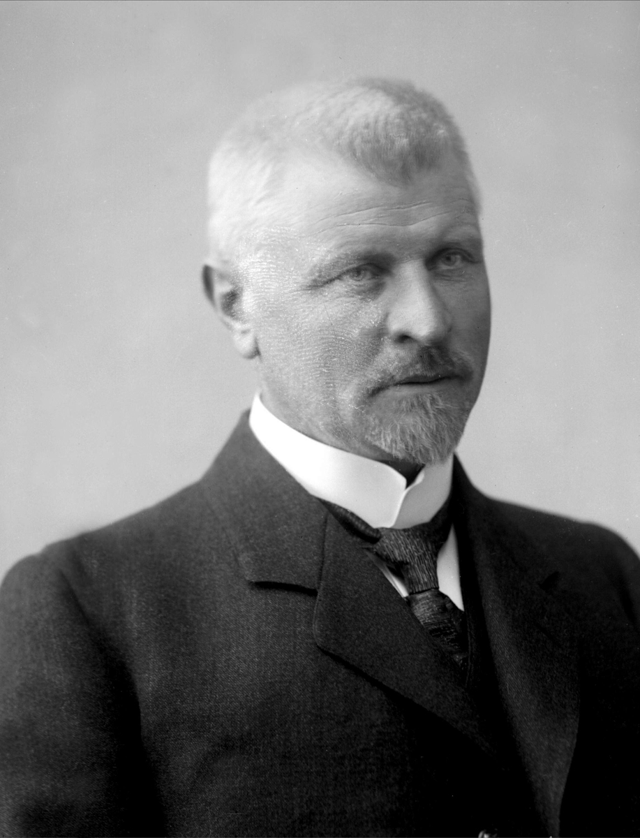Gustav Borgen, NFB.37175