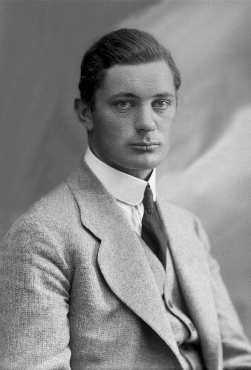 Gustav Borgen, NFB.37479