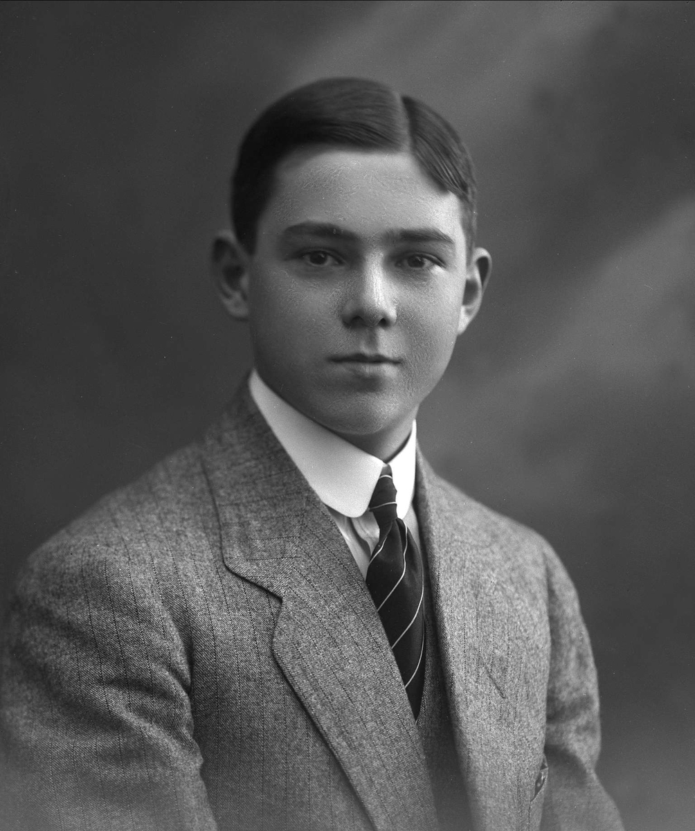 Gustav Borgen, NFB.38100