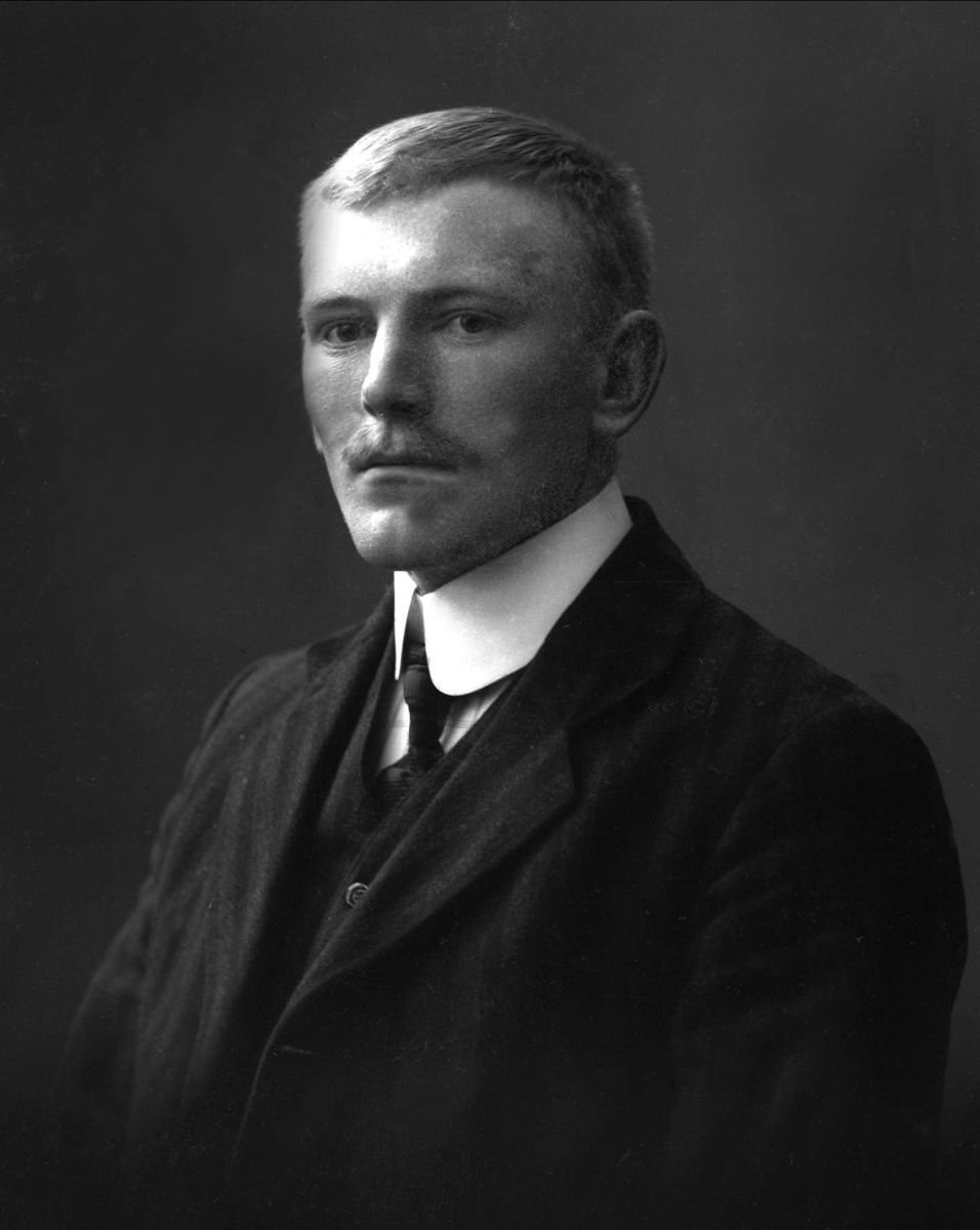 Gustav Borgen, NFB.39086