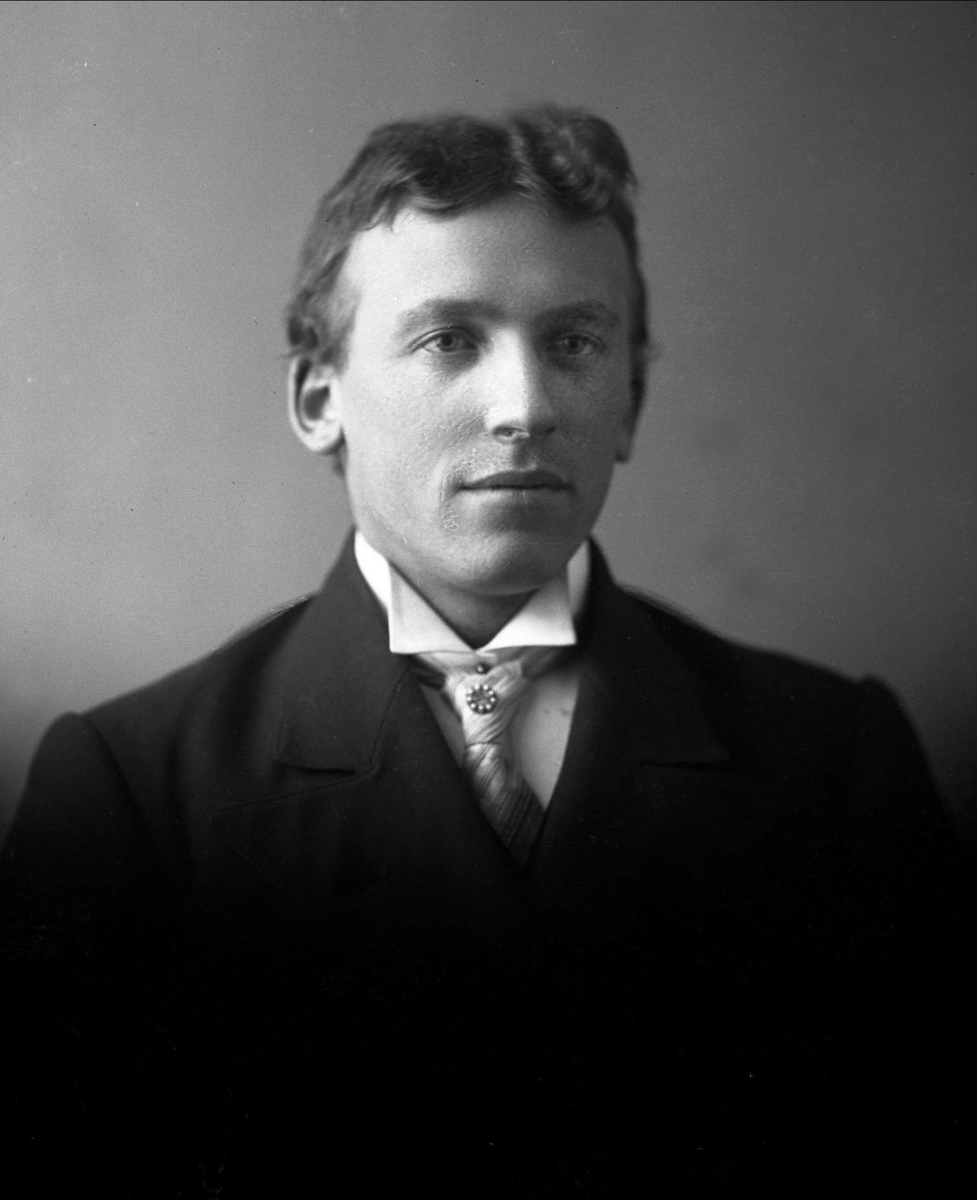 Gustav Borgen, NFB.39180