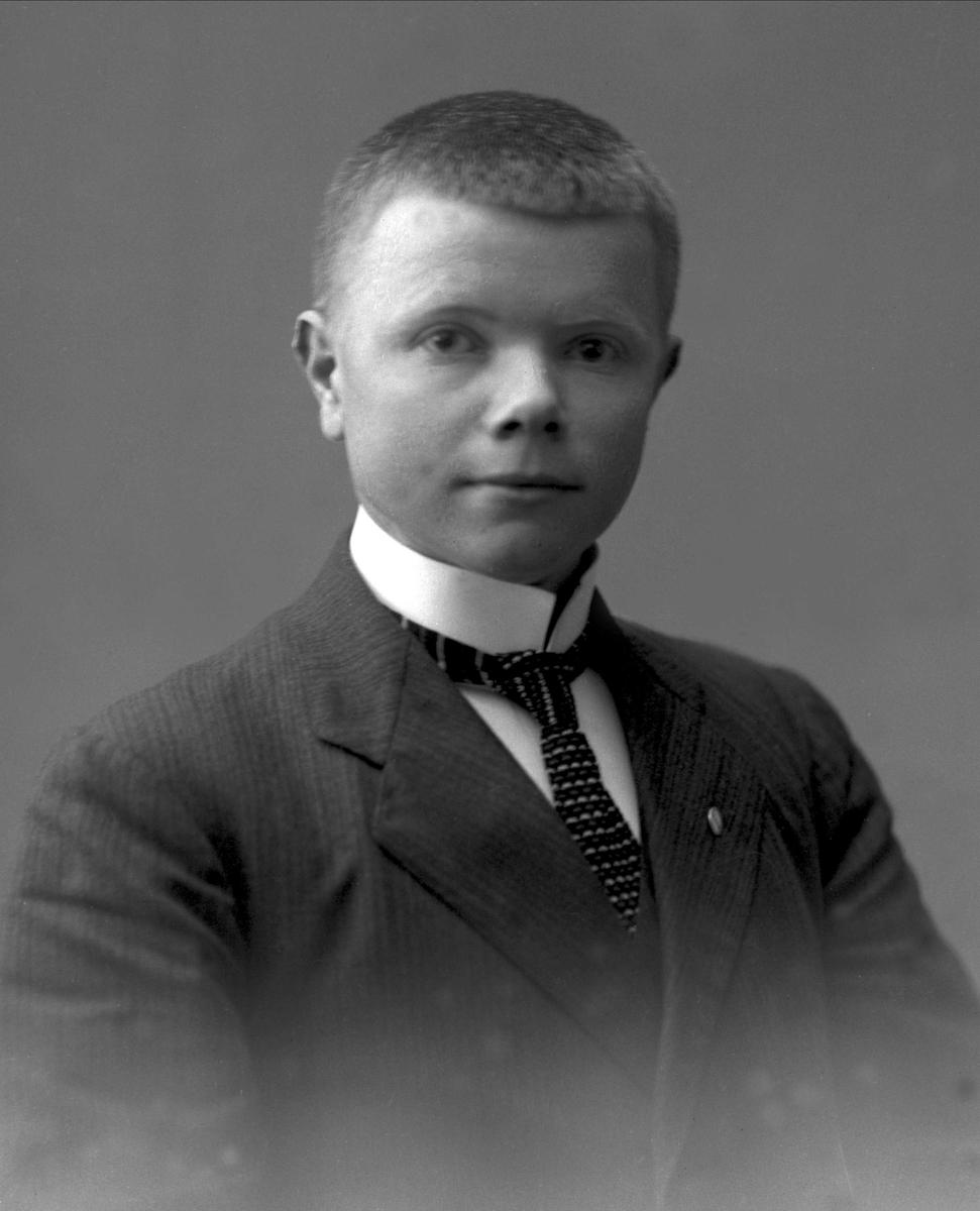 Gustav Borgen, NFB.39290