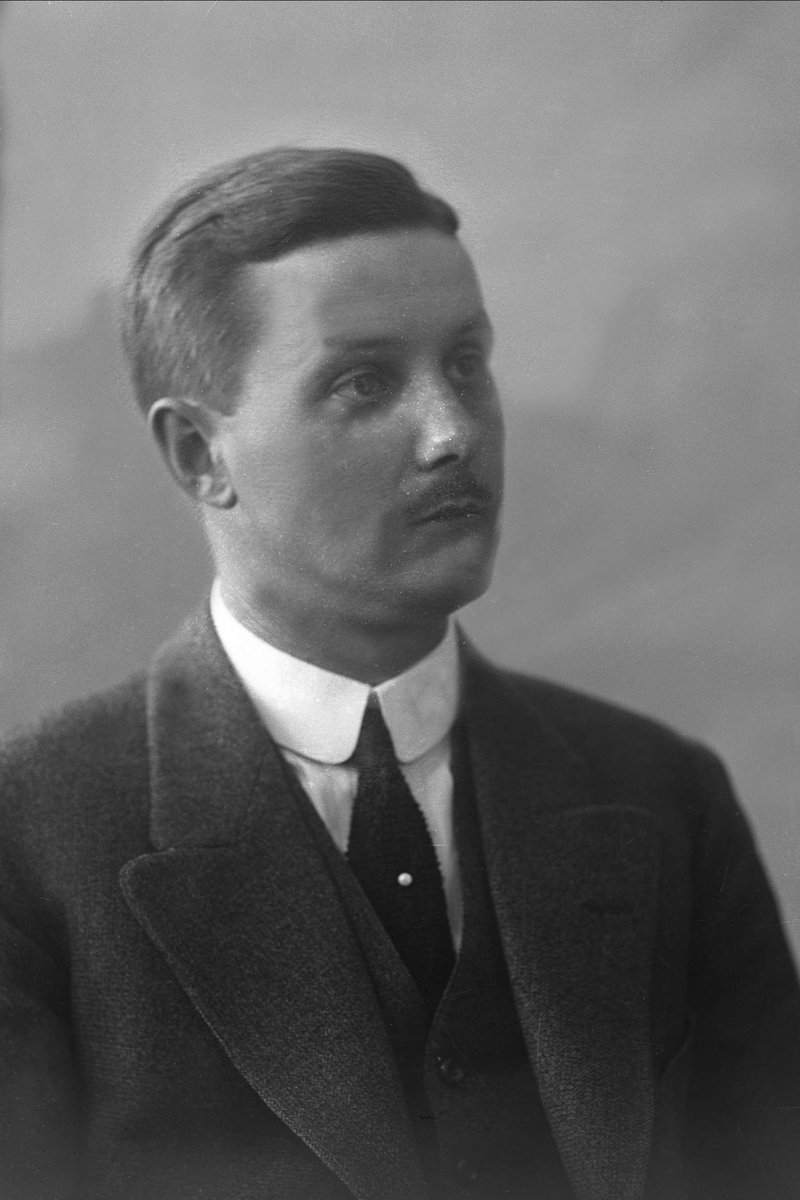 Gustav Borgen, NFB.39408