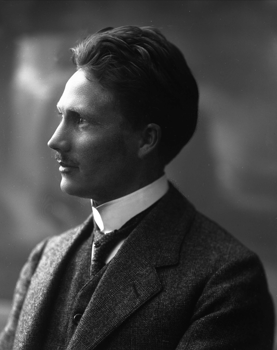 Gustav Borgen, NFB.42129