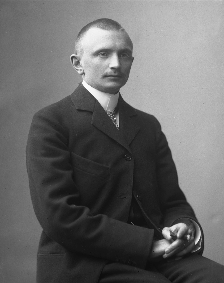 Gustav Borgen, NFB.42434