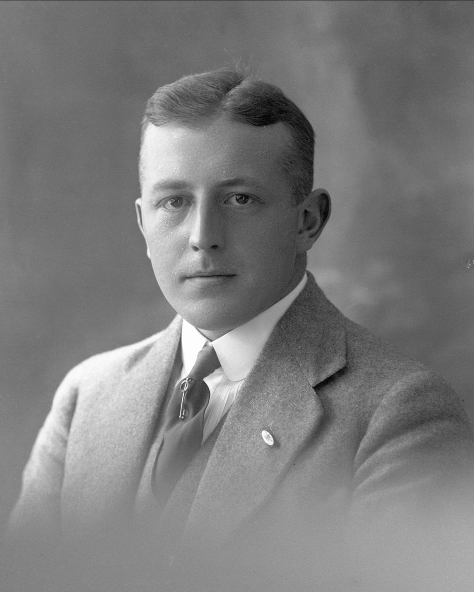 Gustav Borgen, NFB.42837
