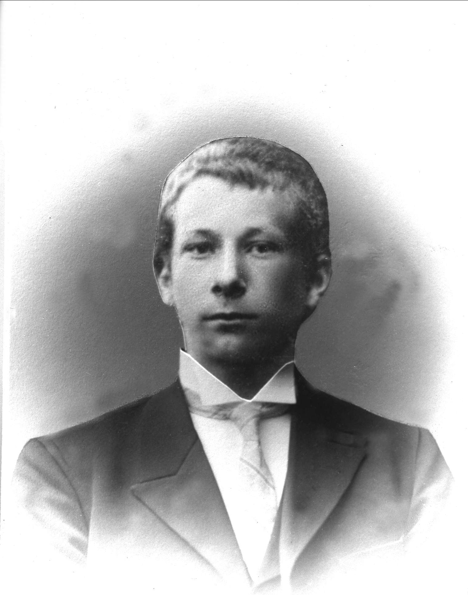 Gustav Borgen, NFB.43279