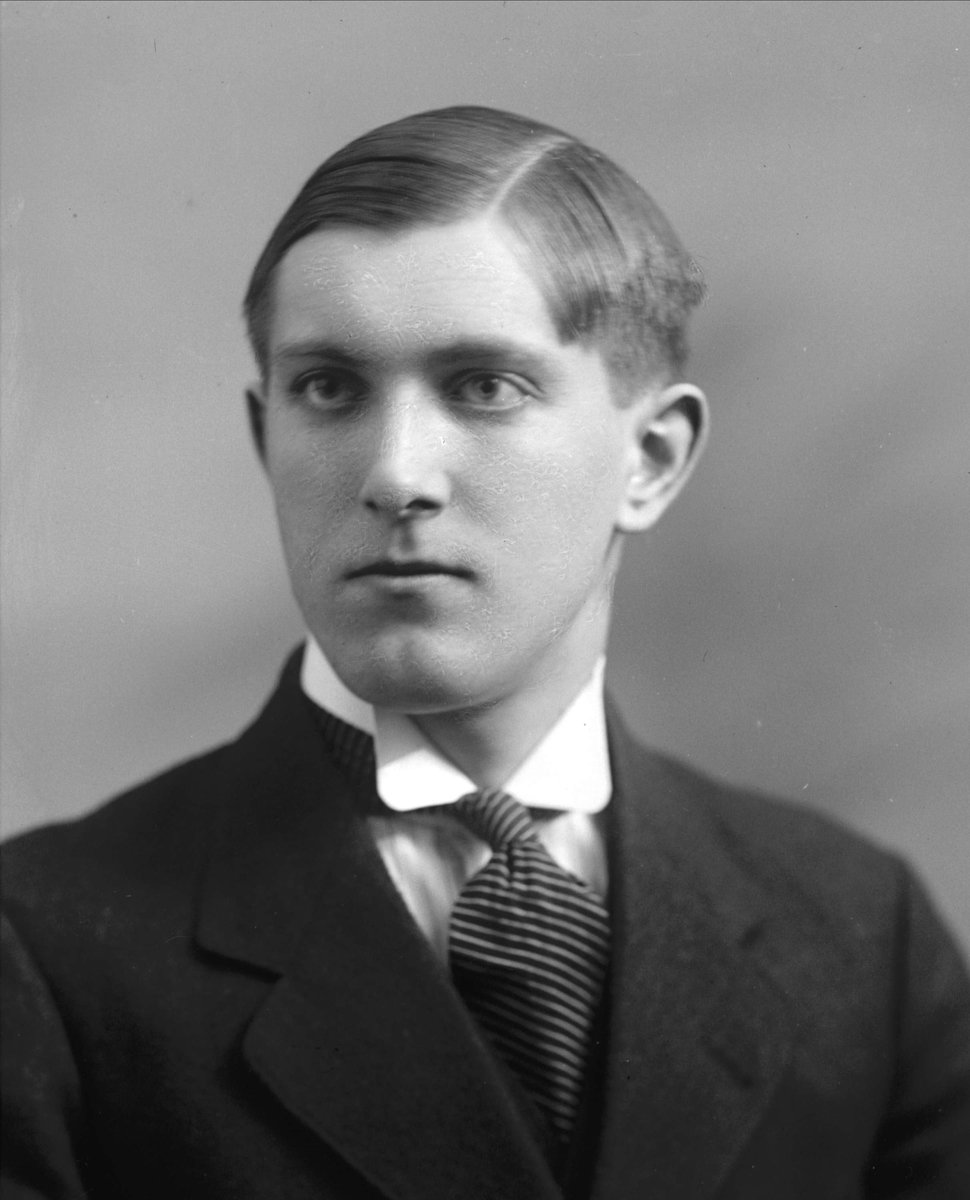 Gustav Borgen, NFB.44158