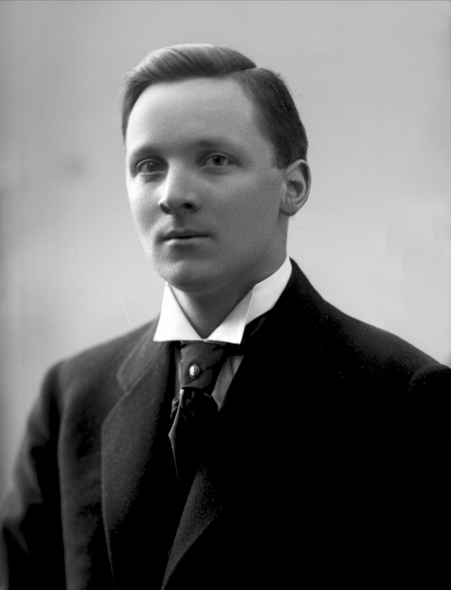 Gustav Borgen, NFB.44174