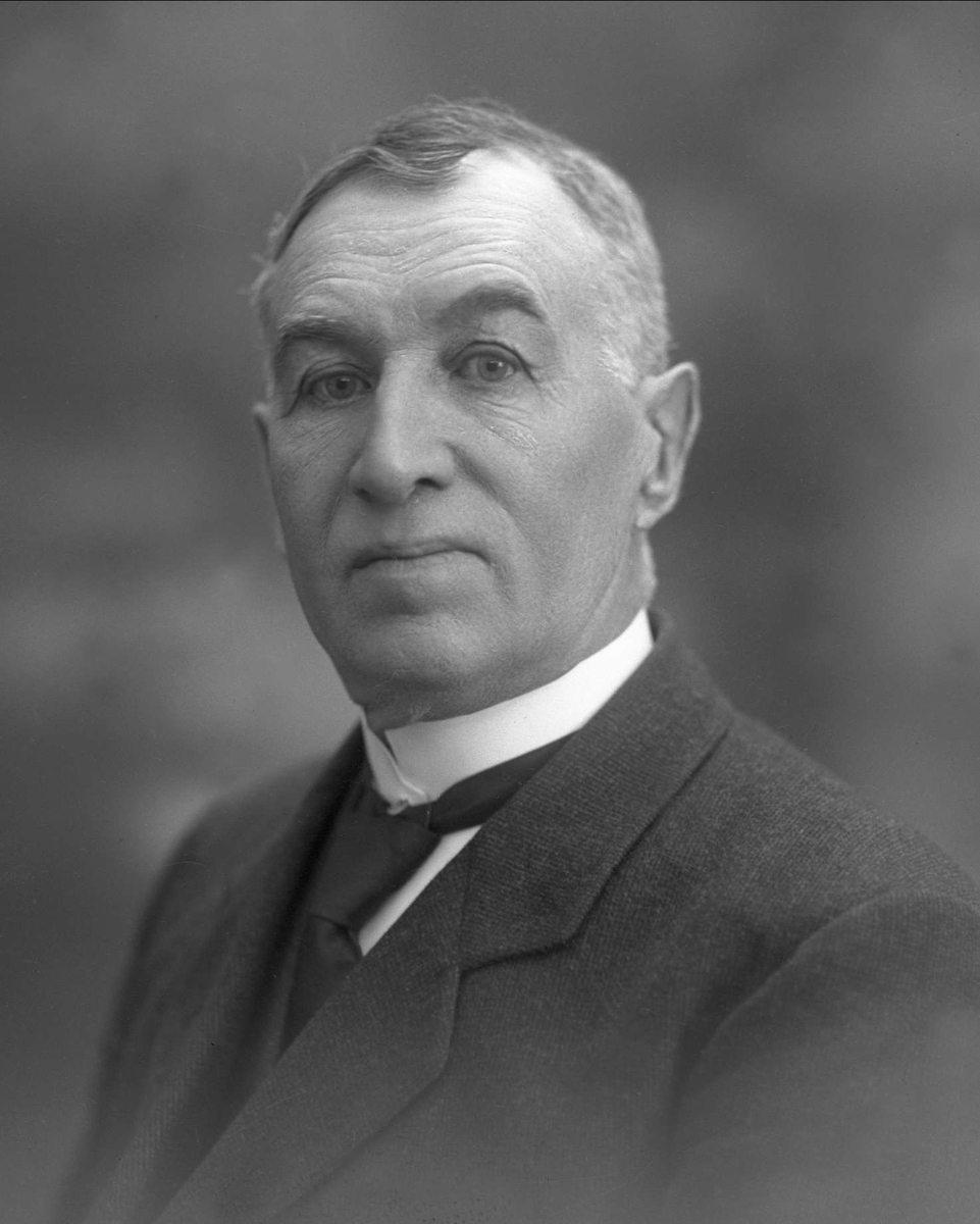 Gustav Borgen, NFB.44876